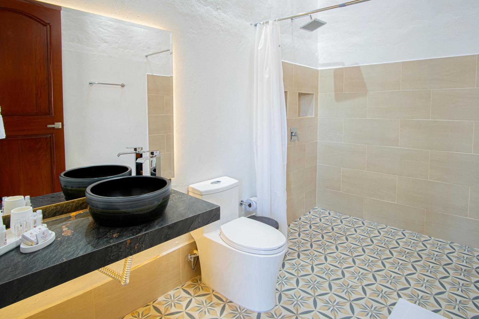 בריצ'ארה Hotel Hicasua Y Centro De Convenciones מראה חיצוני תמונה