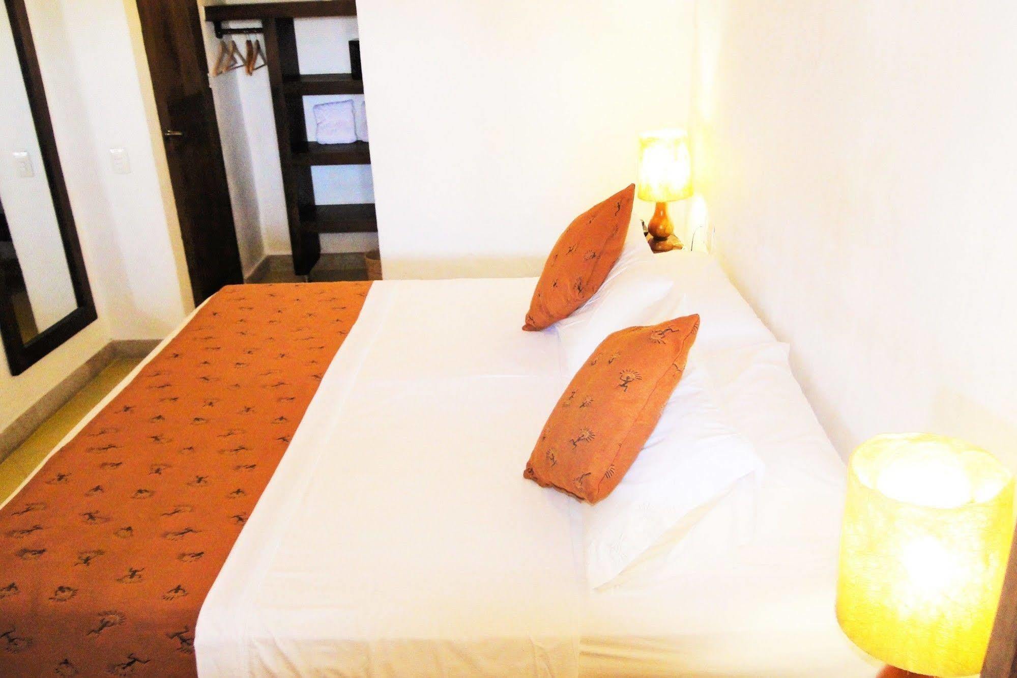 בריצ'ארה Hotel Hicasua Y Centro De Convenciones מראה חיצוני תמונה